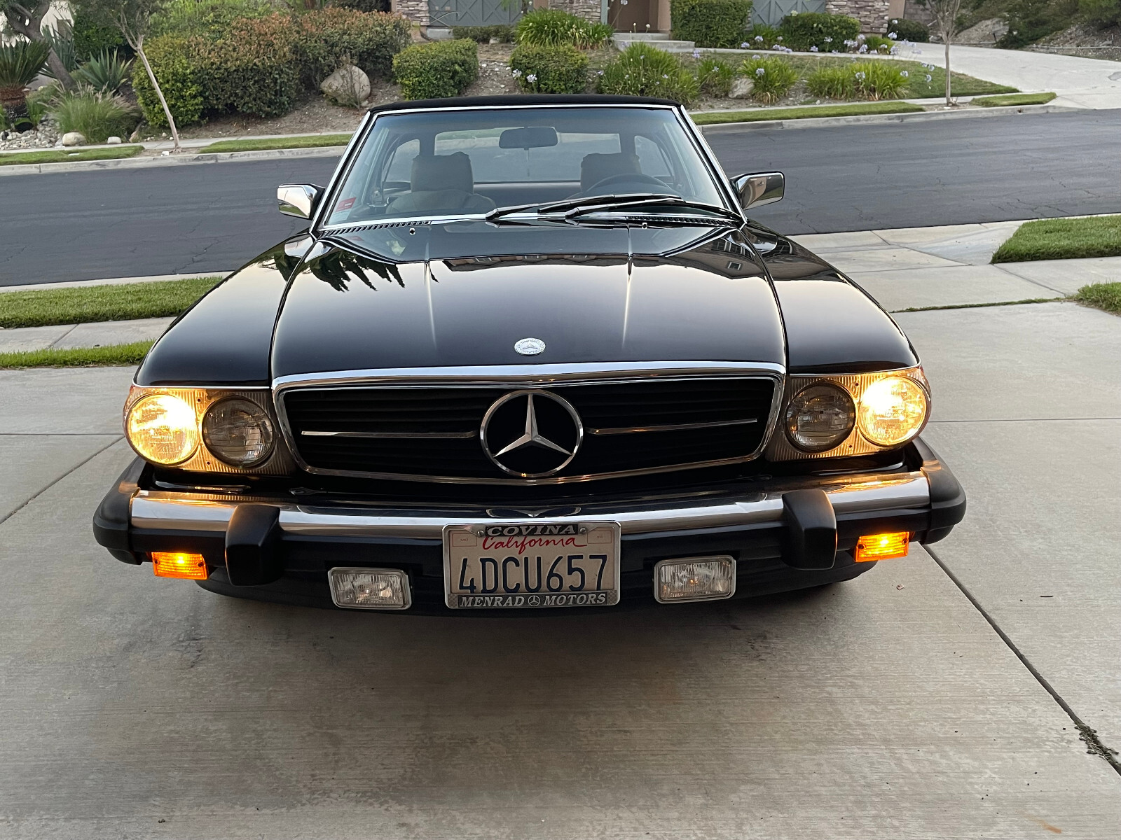 Mercedes-Benz-SL-Class-1987-Convertible-2