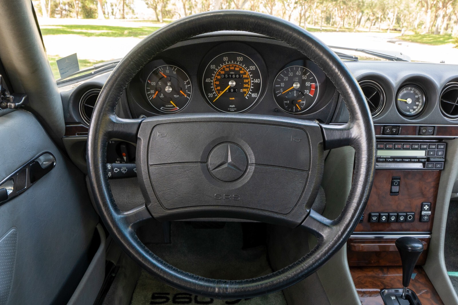 Mercedes-Benz-SL-Class-1987-Convertible-20