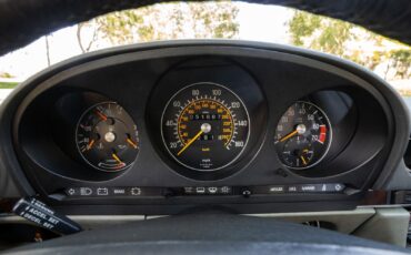 Mercedes-Benz-SL-Class-1987-Convertible-23