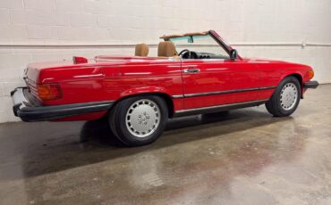 Mercedes-Benz-SL-Class-1987-Convertible-24