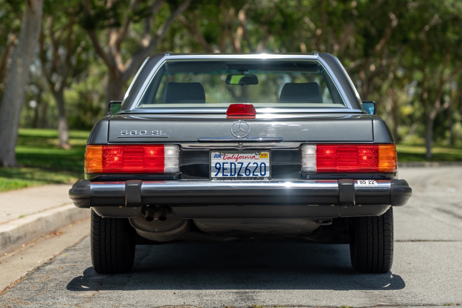 Mercedes-Benz-SL-Class-1987-Convertible-3