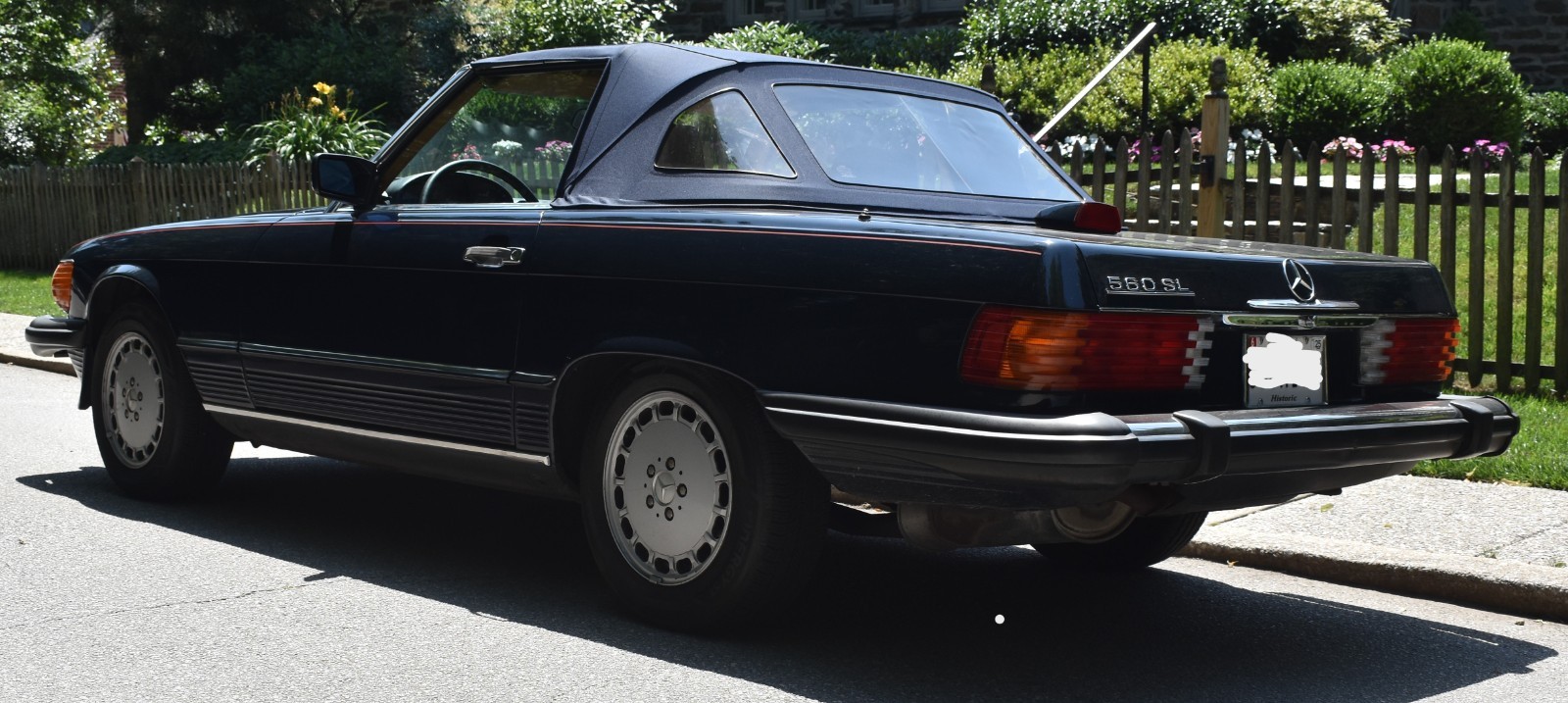 Mercedes-Benz-SL-Class-1987-Convertible-3