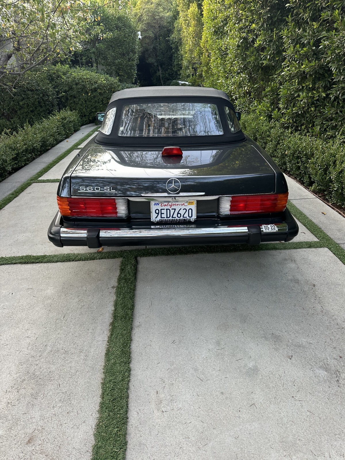 Mercedes-Benz-SL-Class-1987-Convertible-36