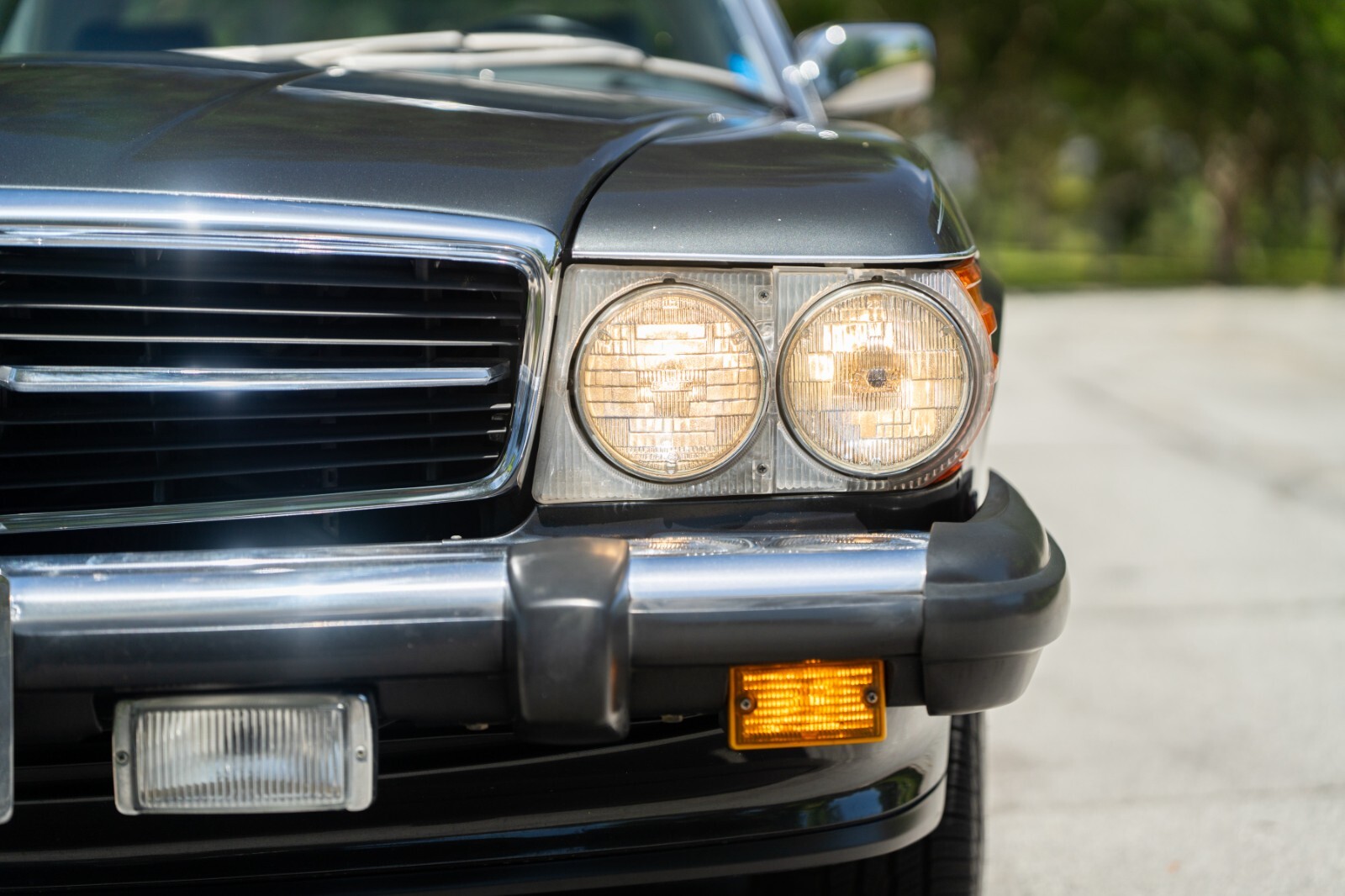 Mercedes-Benz-SL-Class-1987-Convertible-7