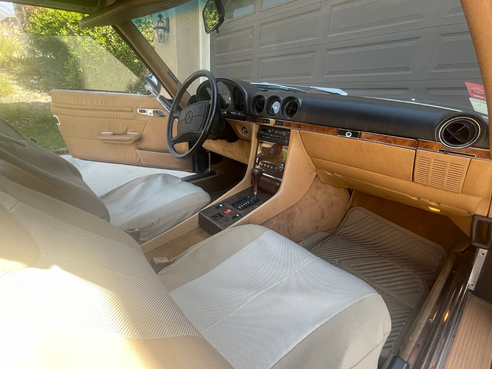 Mercedes-Benz-SL-Class-1987-Convertible-7