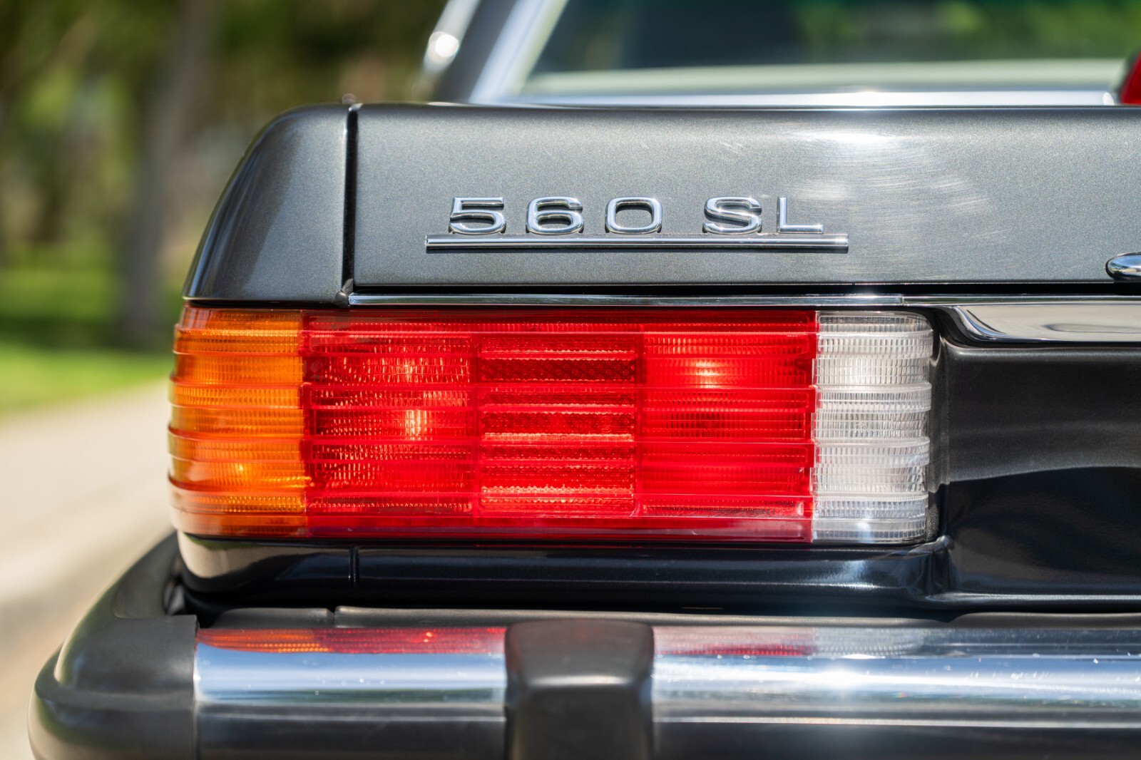 Mercedes-Benz-SL-Class-1987-Convertible-8
