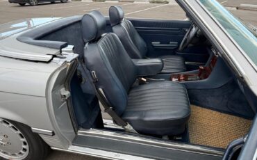 Mercedes-Benz-SL-Class-1988-Convertible-11