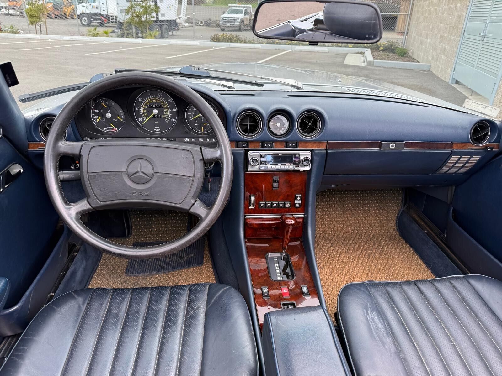 Mercedes-Benz-SL-Class-1988-Convertible-16