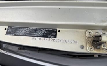 Mercedes-Benz-SL-Class-1988-Convertible-24