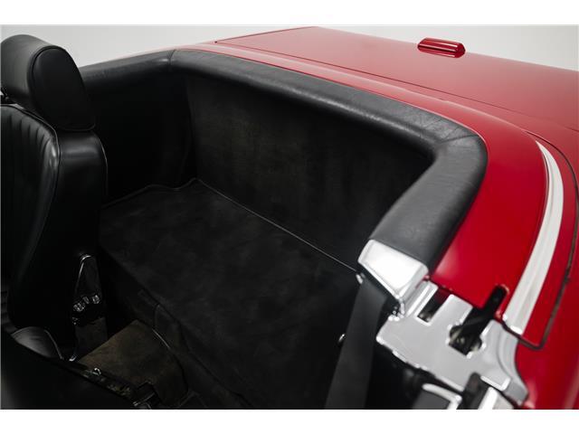 Mercedes-Benz-SL-Class-1989-Convertible-24