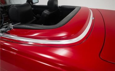 Mercedes-Benz-SL-Class-1989-Convertible-25