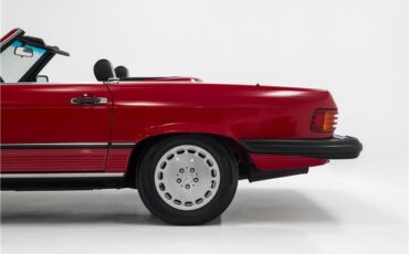 Mercedes-Benz-SL-Class-1989-Convertible-27