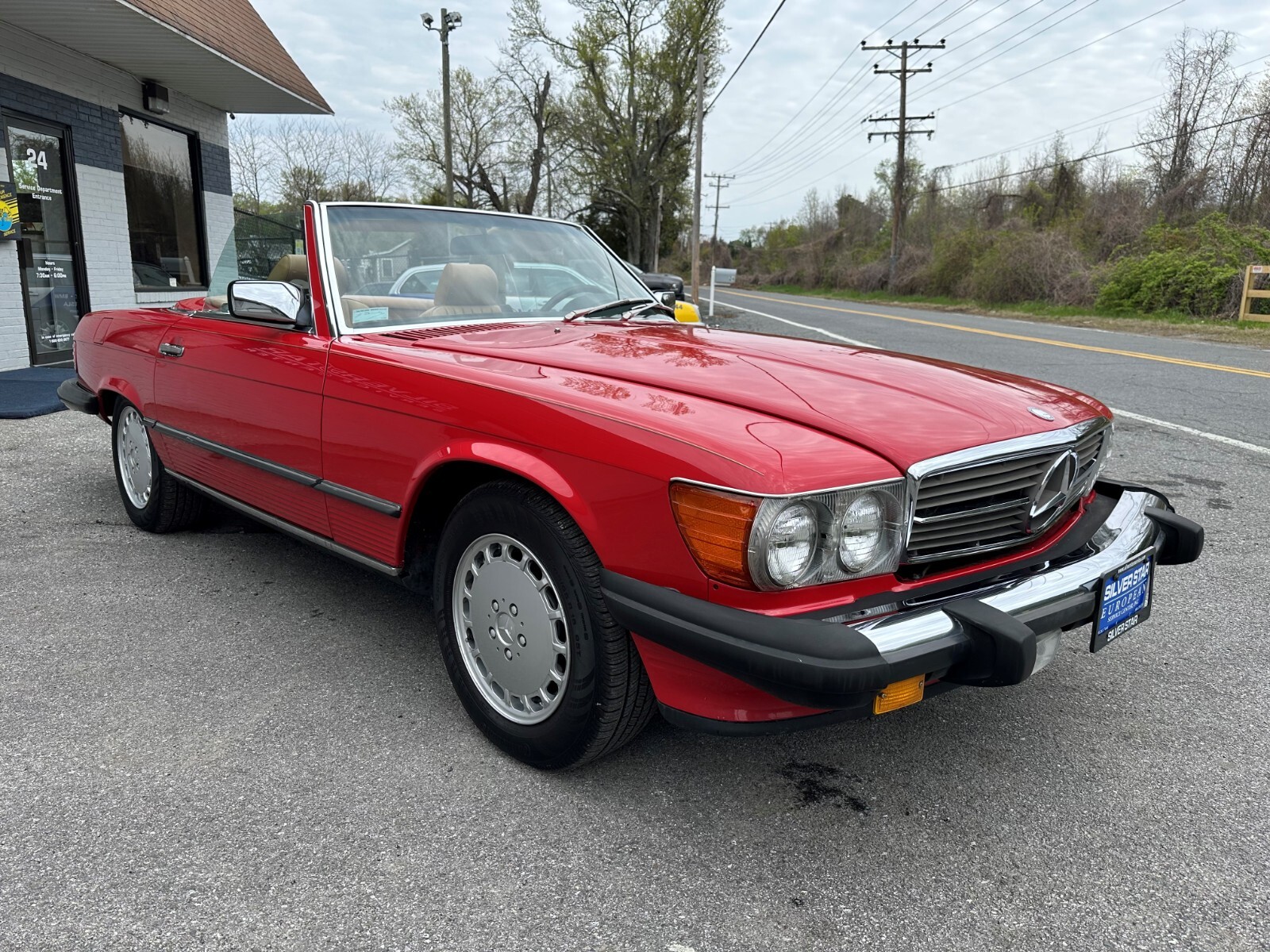 Mercedes-Benz-SL-Class-1989-Coupe-16