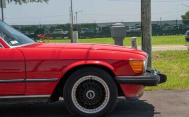 Mercedes-Benz-SL560-1987-2-Door-27