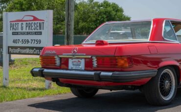 Mercedes-Benz-SL560-1987-2-Door-31