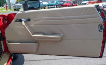 Mercedes-Benz-SL560-1987-2-Door-38