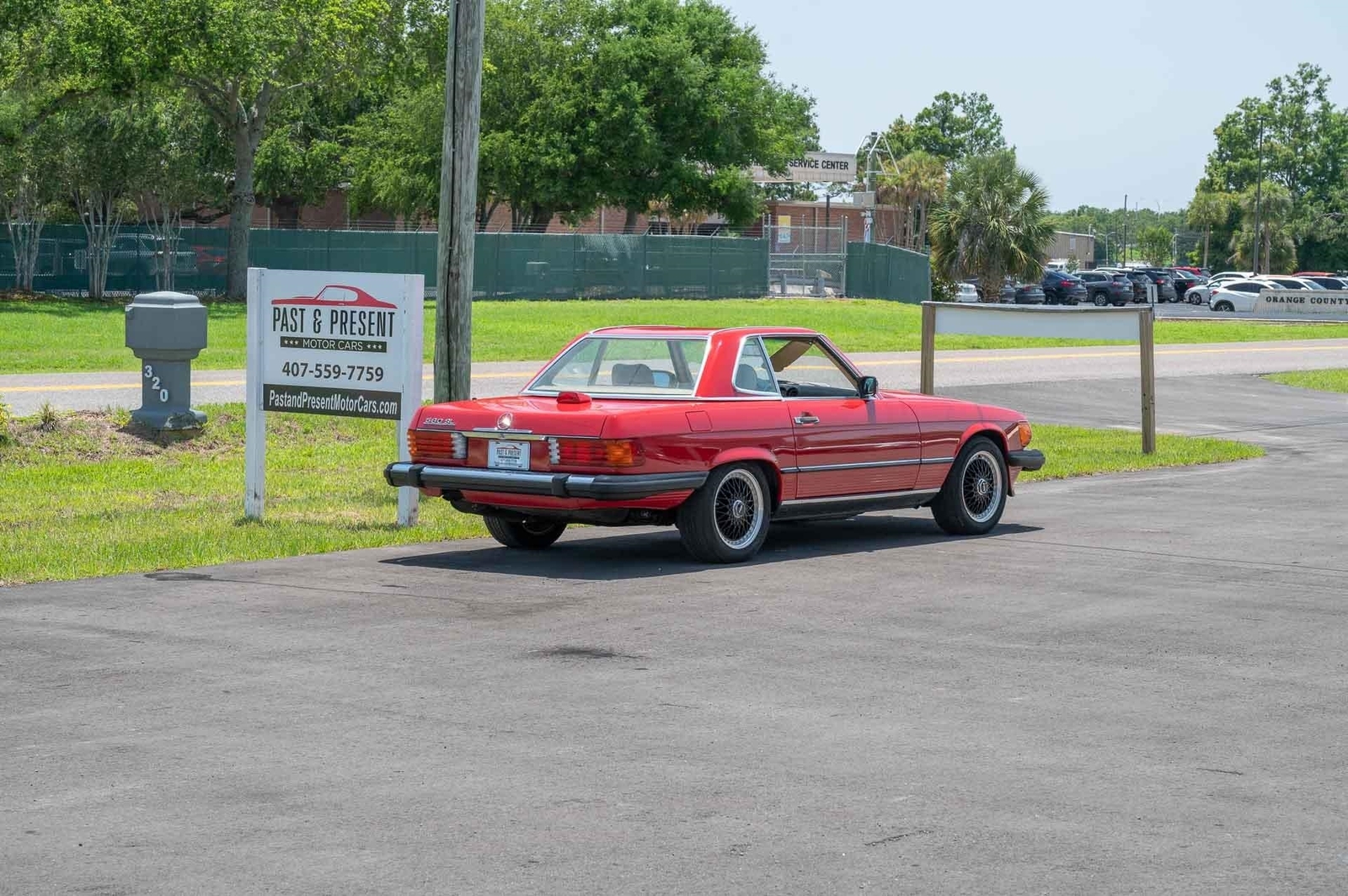 Mercedes-Benz-SL560-1987-2-Door-5