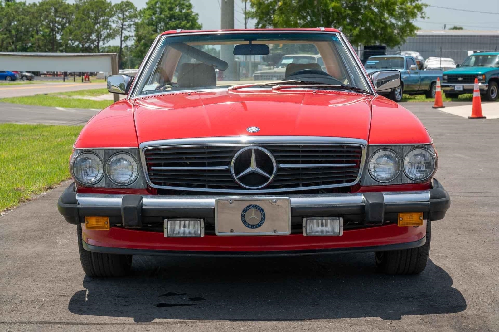 Mercedes-Benz-SL560-1987-2-Door-9