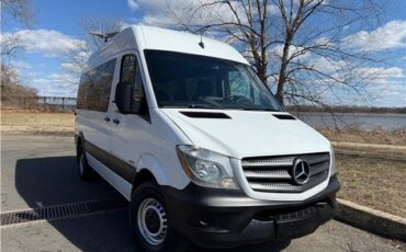 Mercedes-Benz-Sprinter-1916-Standard-Passenger-Van-1