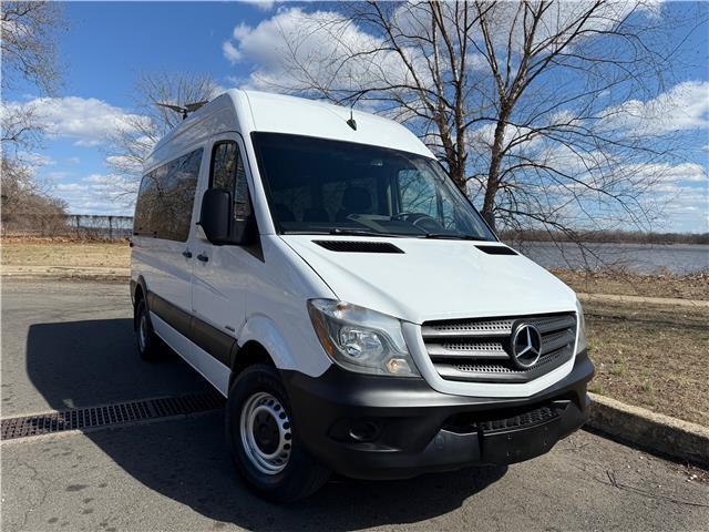Mercedes-Benz-Sprinter-1916-Standard-Passenger-Van-1