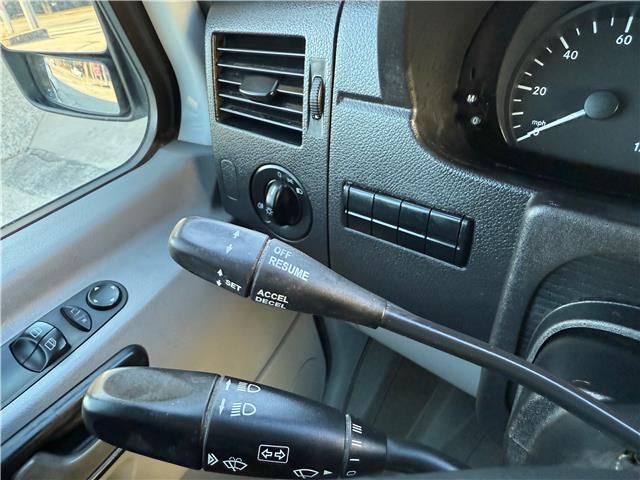 Mercedes-Benz-Sprinter-1916-Standard-Passenger-Van-25