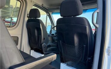 Mercedes-Benz-Sprinter-1916-Standard-Passenger-Van-36