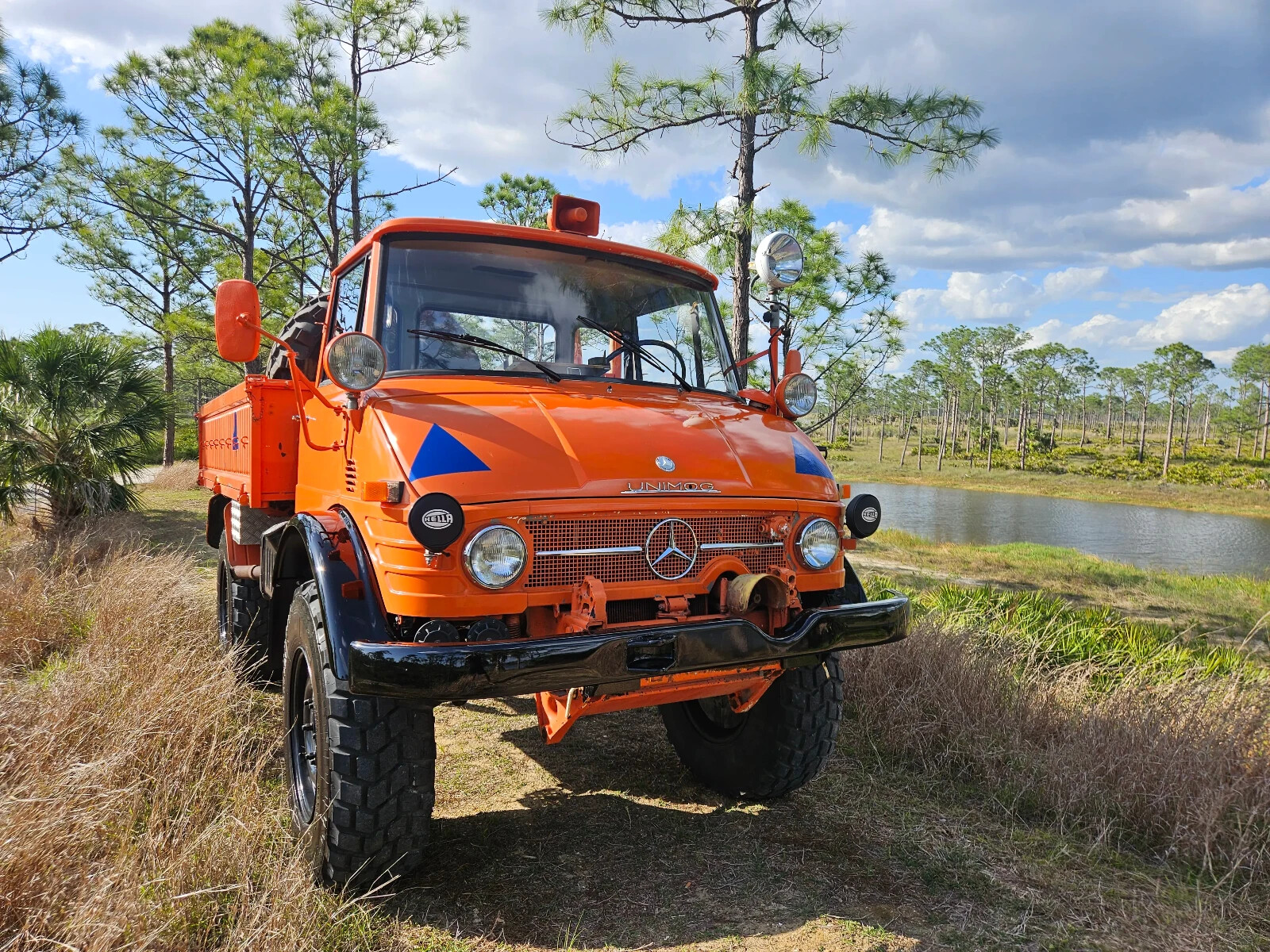 Mercedes-Benz-Unimog-416-1979-1