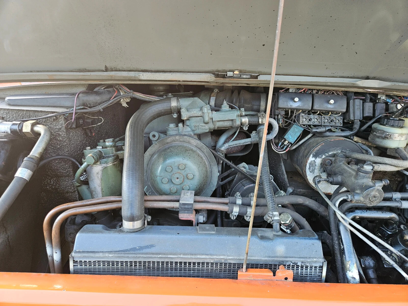 Mercedes-Benz-Unimog-416-1979-12