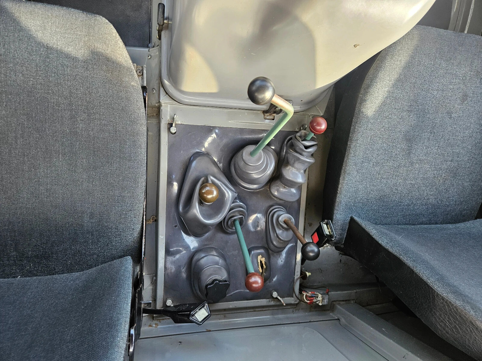 Mercedes-Benz-Unimog-416-1979-20