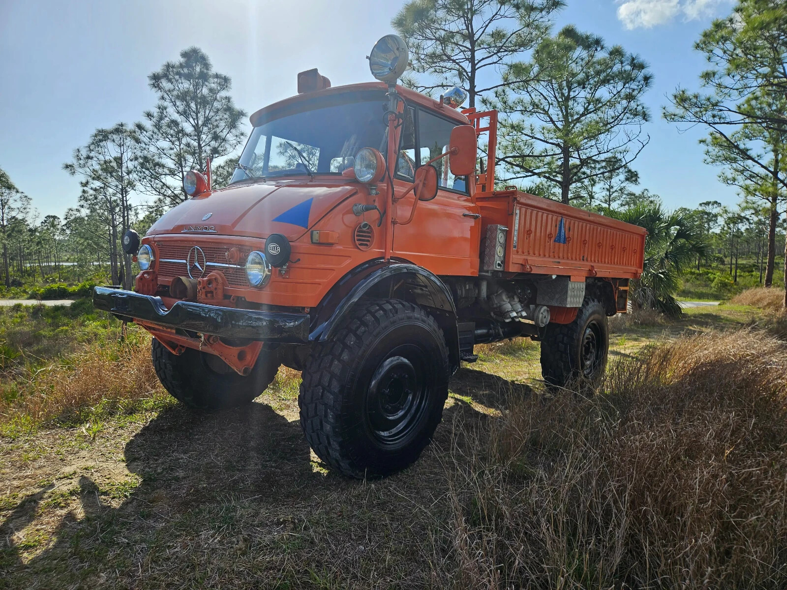 Mercedes-Benz-Unimog-416-1979-3