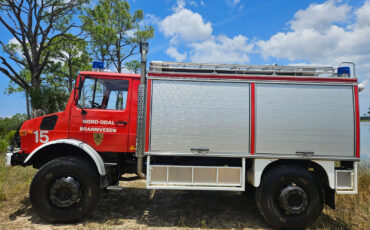 Mercedes-Benz-Unimog-U1700L-1980-Unimog-U1700L-2