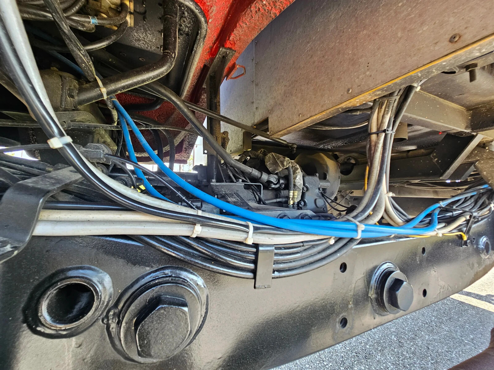 Mercedes-Benz-Unimog-U1700L-1980-Unimog-U1700L-25