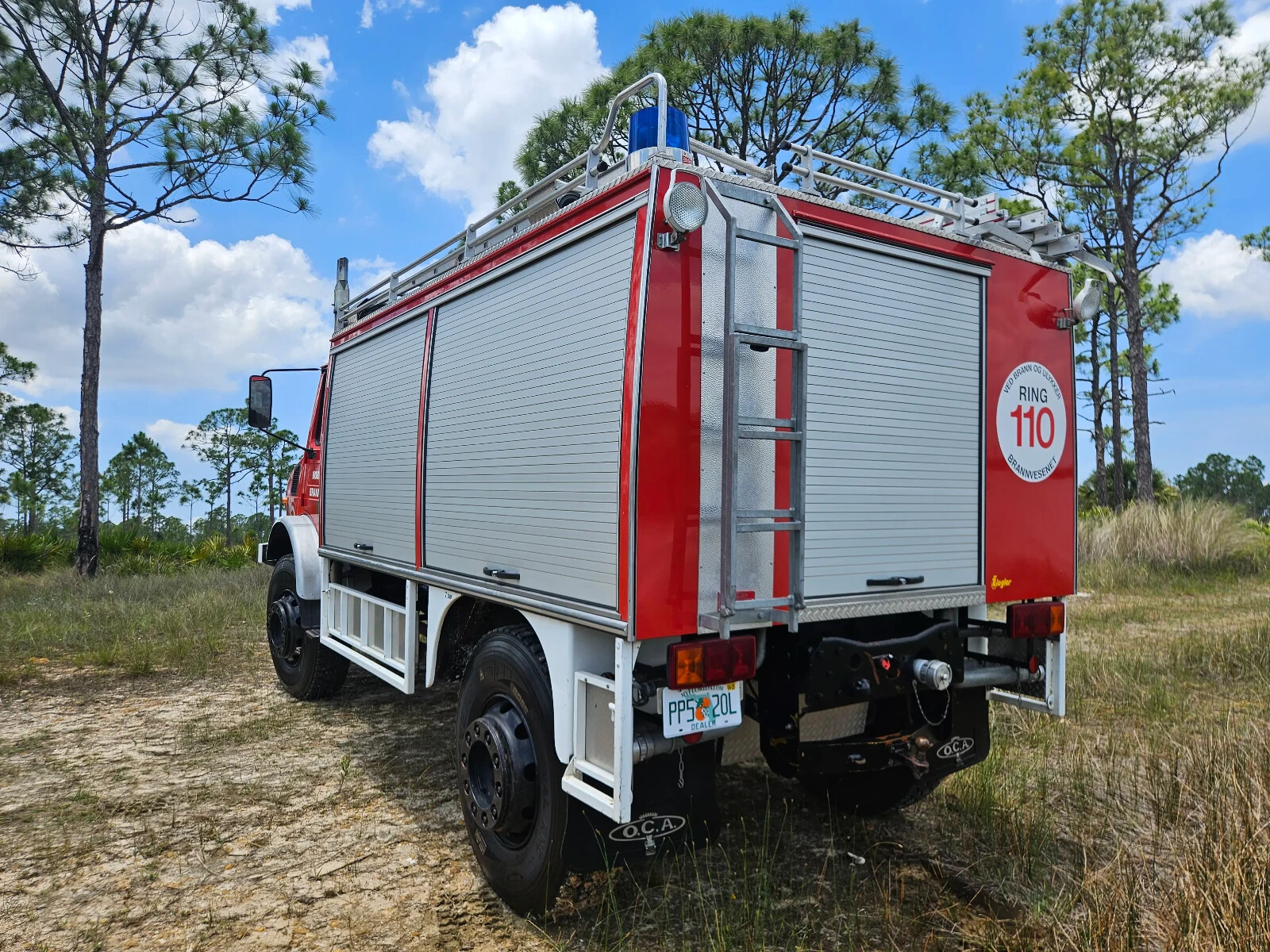 Mercedes-Benz-Unimog-U1700L-1980-Unimog-U1700L-3