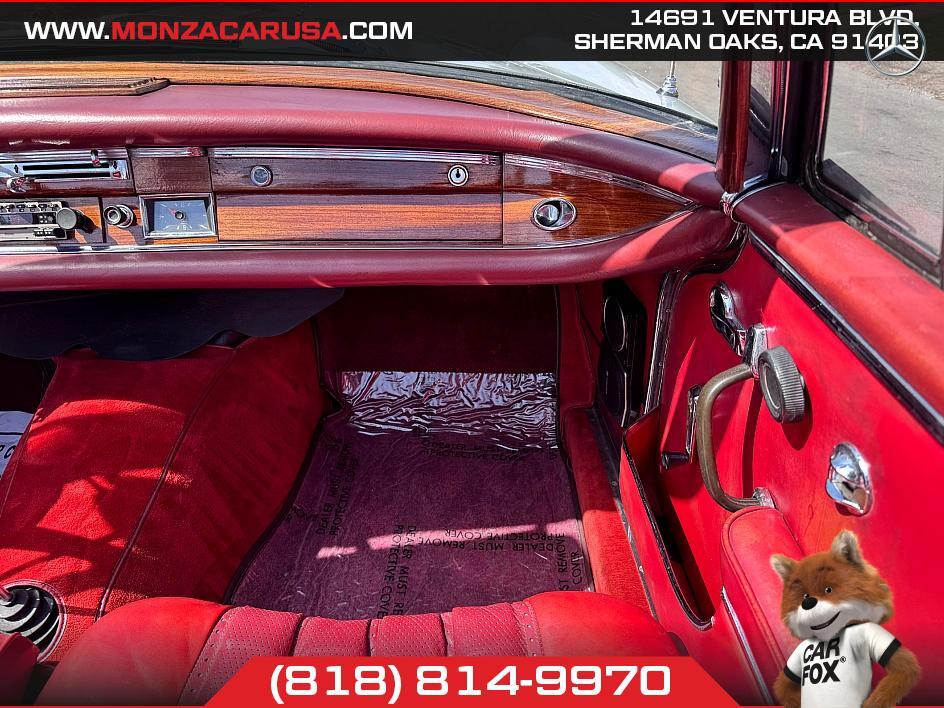Mercedes-Benz-s220-1962-Convertible-17