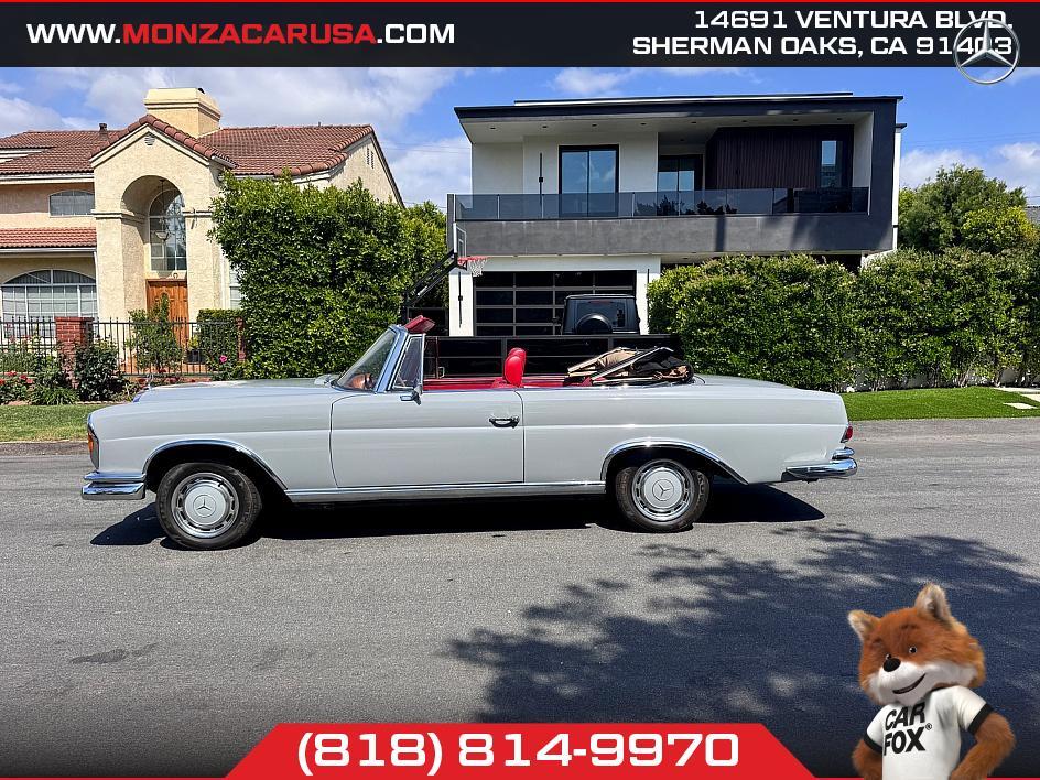 Mercedes-Benz-s220-1962-Convertible-3