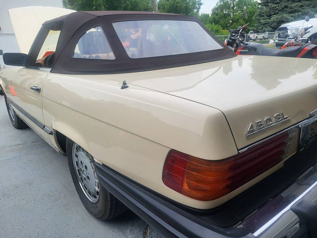 Mercedes-benz-450-sl-1977-yellow-11