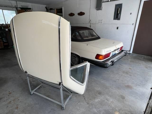 Mercedes-benz-450-sl-1977-yellow-5