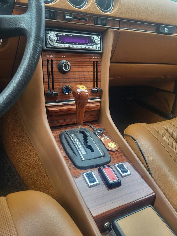 Mercedes-benz-450-sl-1977-yellow-8