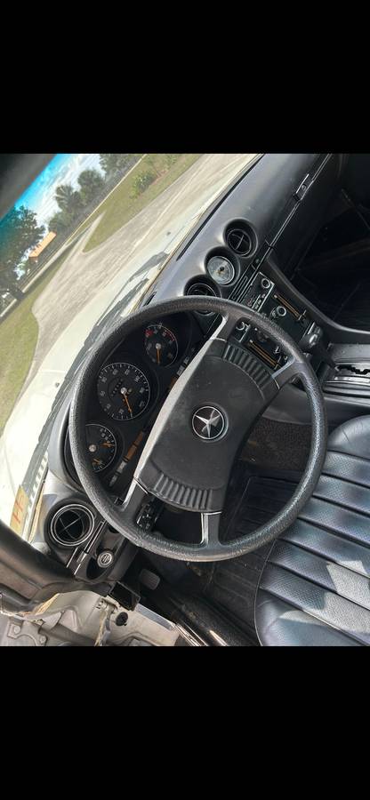 Mercedes-benz-450sl-1973-silver-9