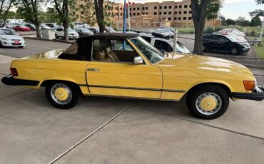 Mercedes-benz-450sl-1976-yellow-1