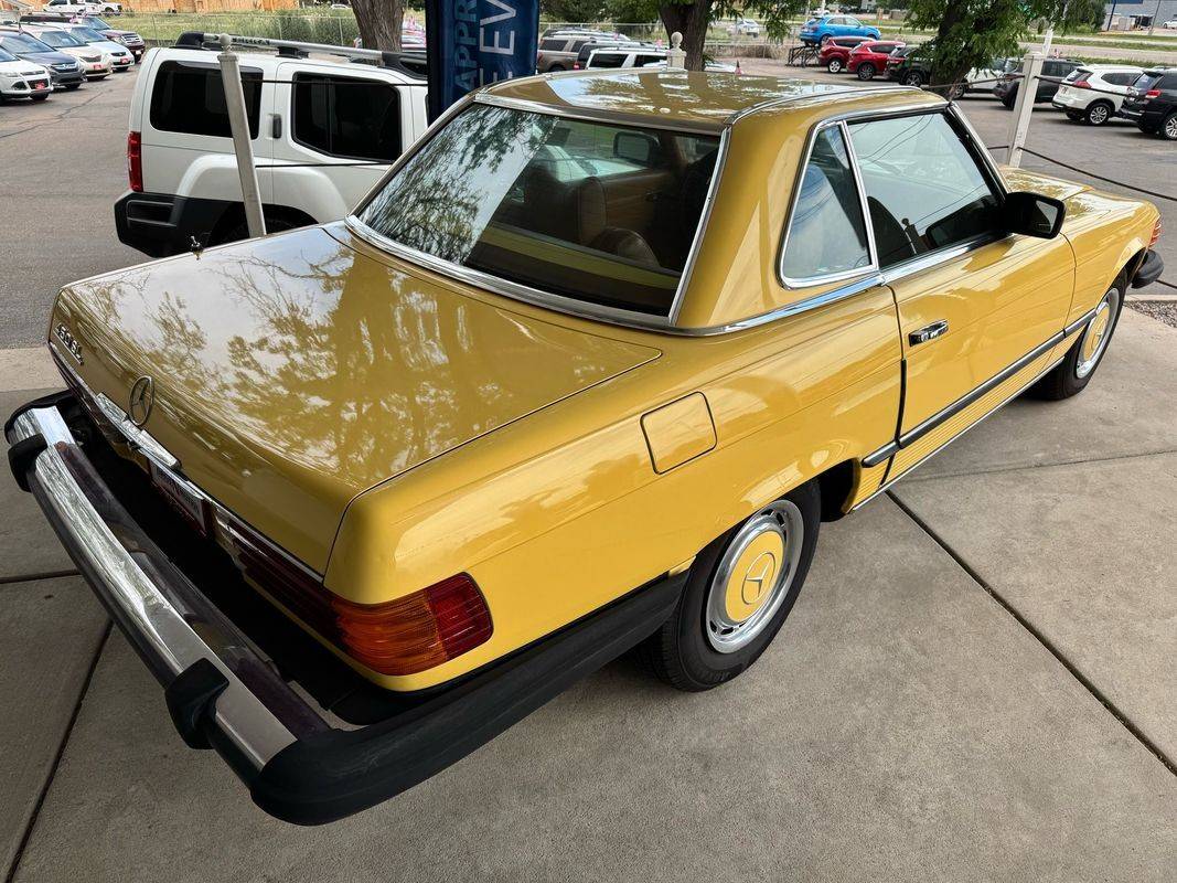 Mercedes-benz-450sl-1976-yellow-19
