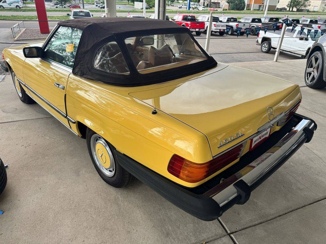 Mercedes-benz-450sl-1976-yellow-2