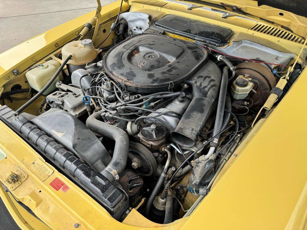 Mercedes-benz-450sl-1976-yellow-4