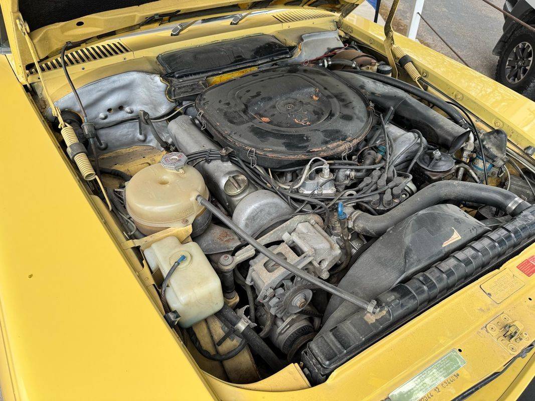 Mercedes-benz-450sl-1976-yellow-5