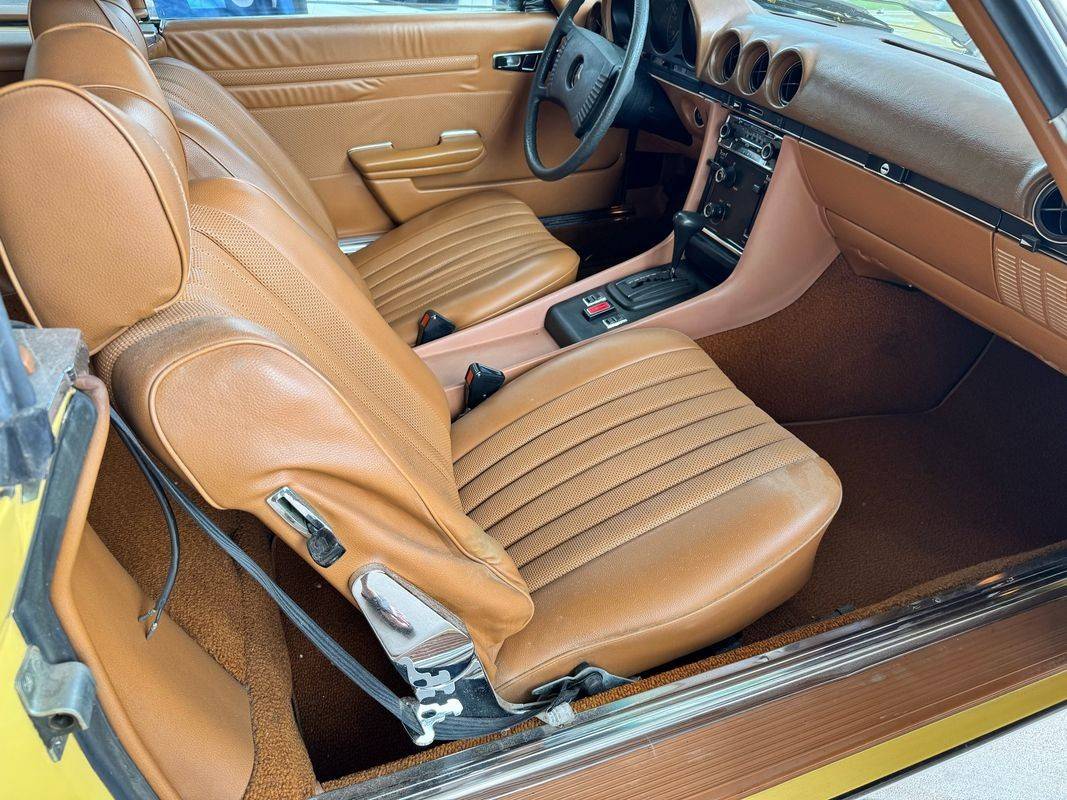 Mercedes-benz-450sl-1976-yellow-9