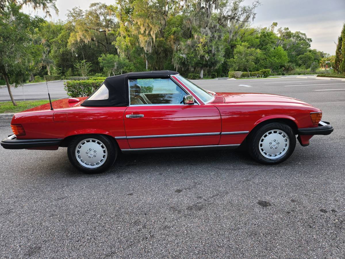 Mercedes-benz-560sl-1987-silver-13