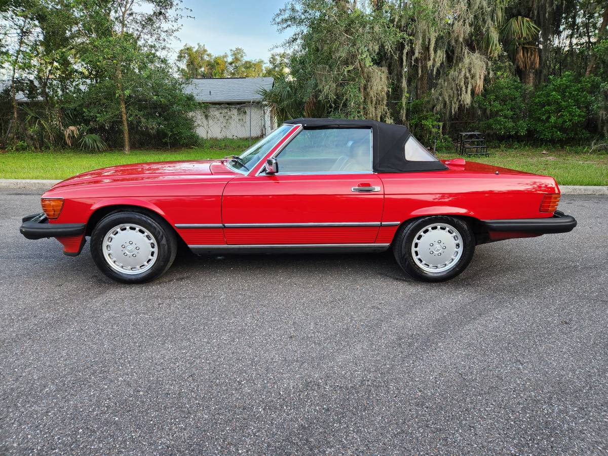 Mercedes-benz-560sl-1987-silver-14