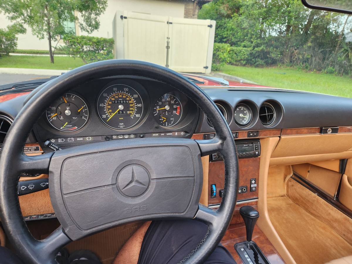 Mercedes-benz-560sl-1987-silver-15