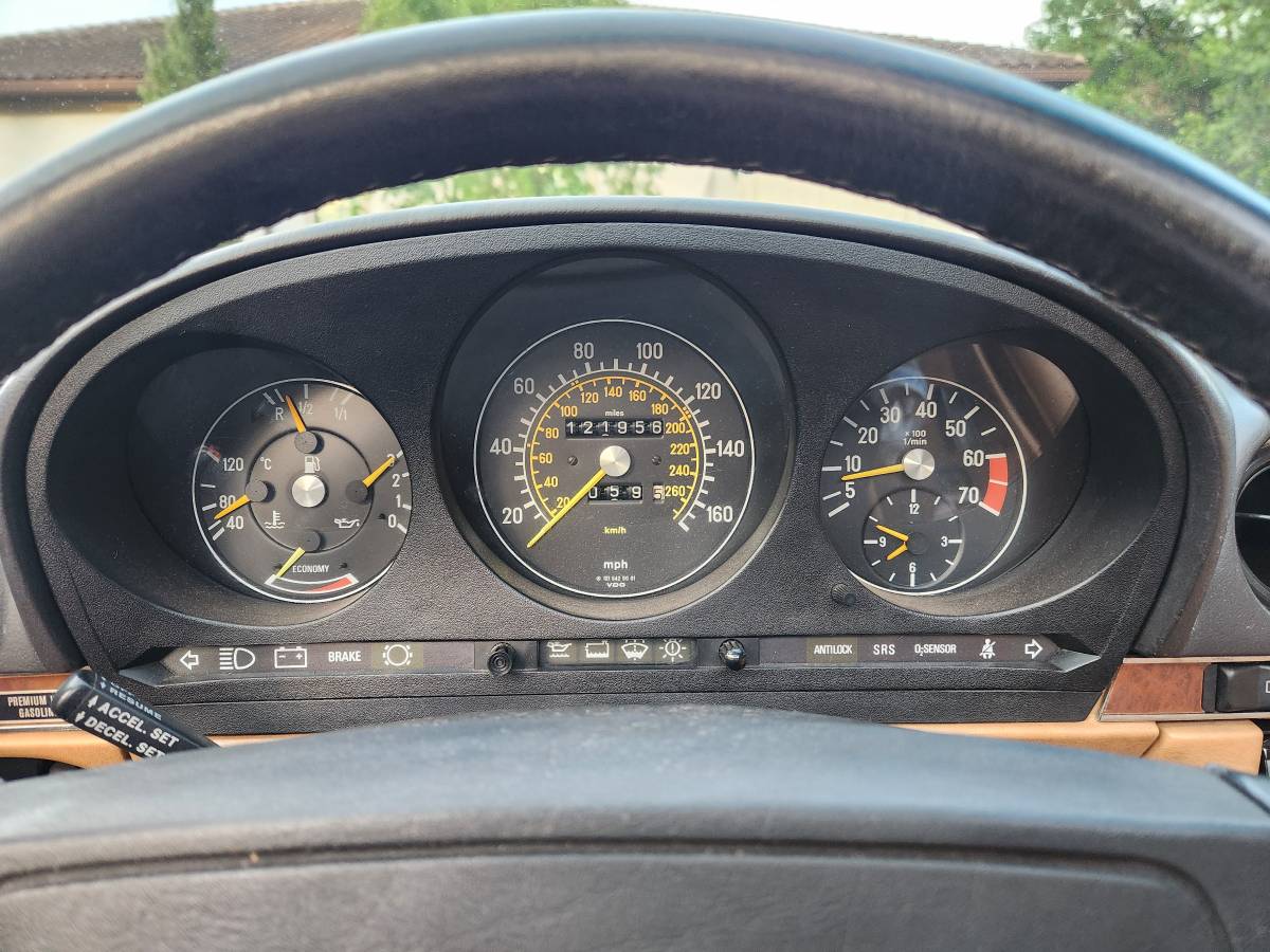 Mercedes-benz-560sl-1987-silver-16