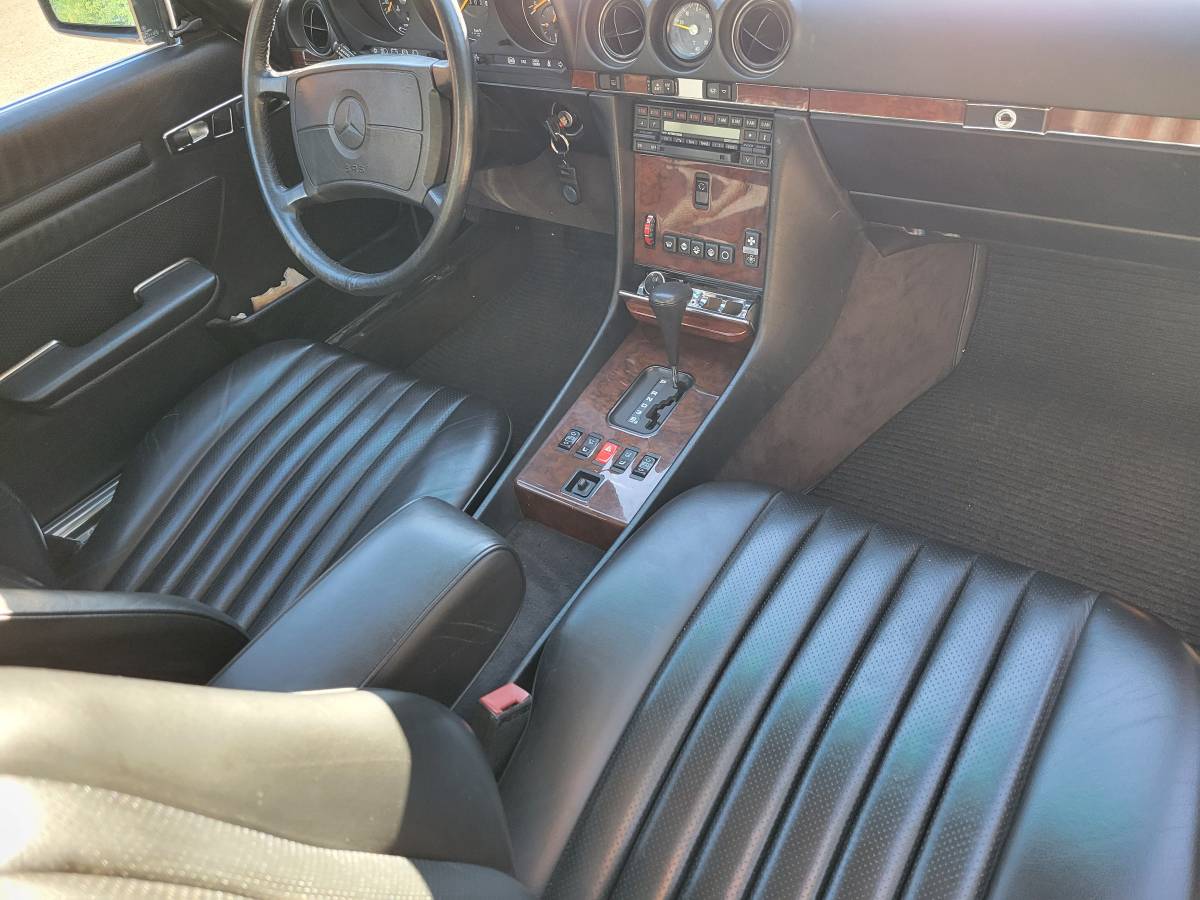 Mercedes-benz-560sl-1988-silver-4